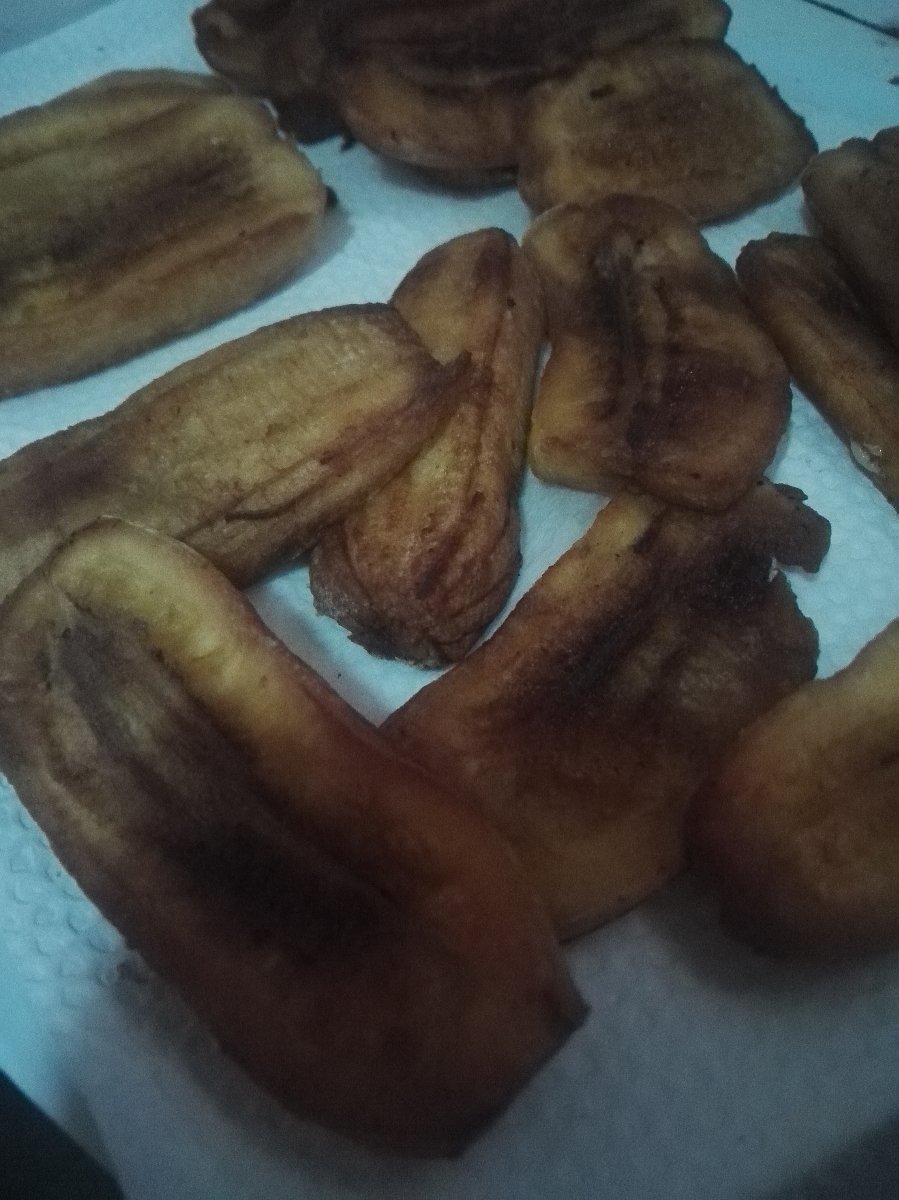 Fried bananas