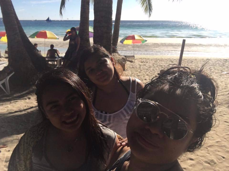 Group selfie again