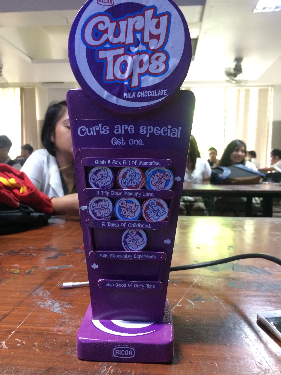 CURLY TOPS