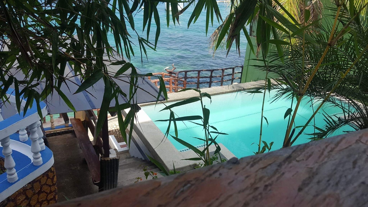 agua villa resort in catmon cebu