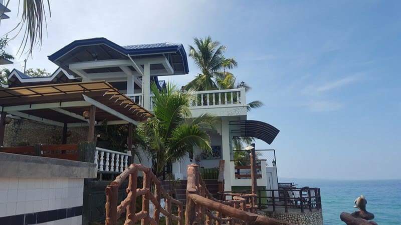 agua villa resort in catmon cebu