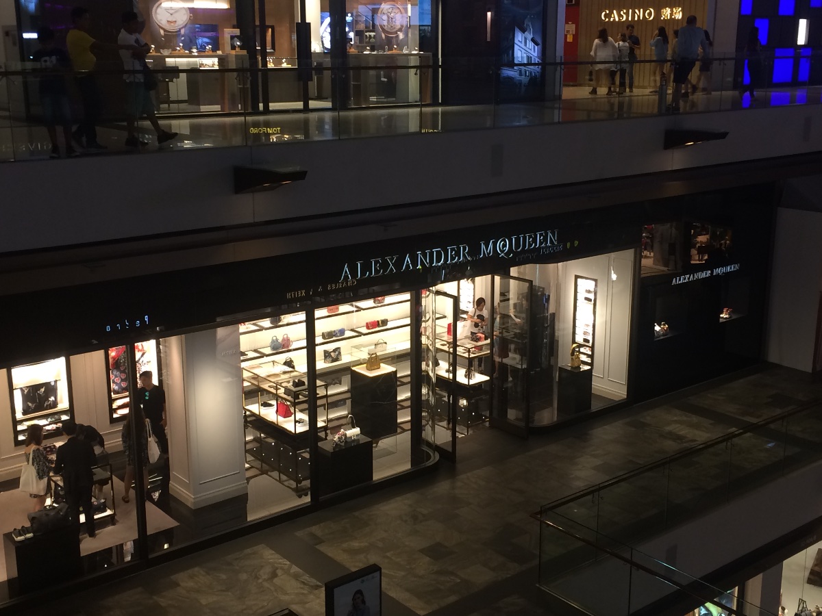 alexander mcqueen, boutique, marina bay sands