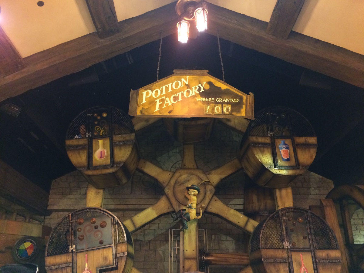 potion factory, shrek, universal studios singapore, sentosa island, amusement, attractions, travel, singapore, love, beautiful country
