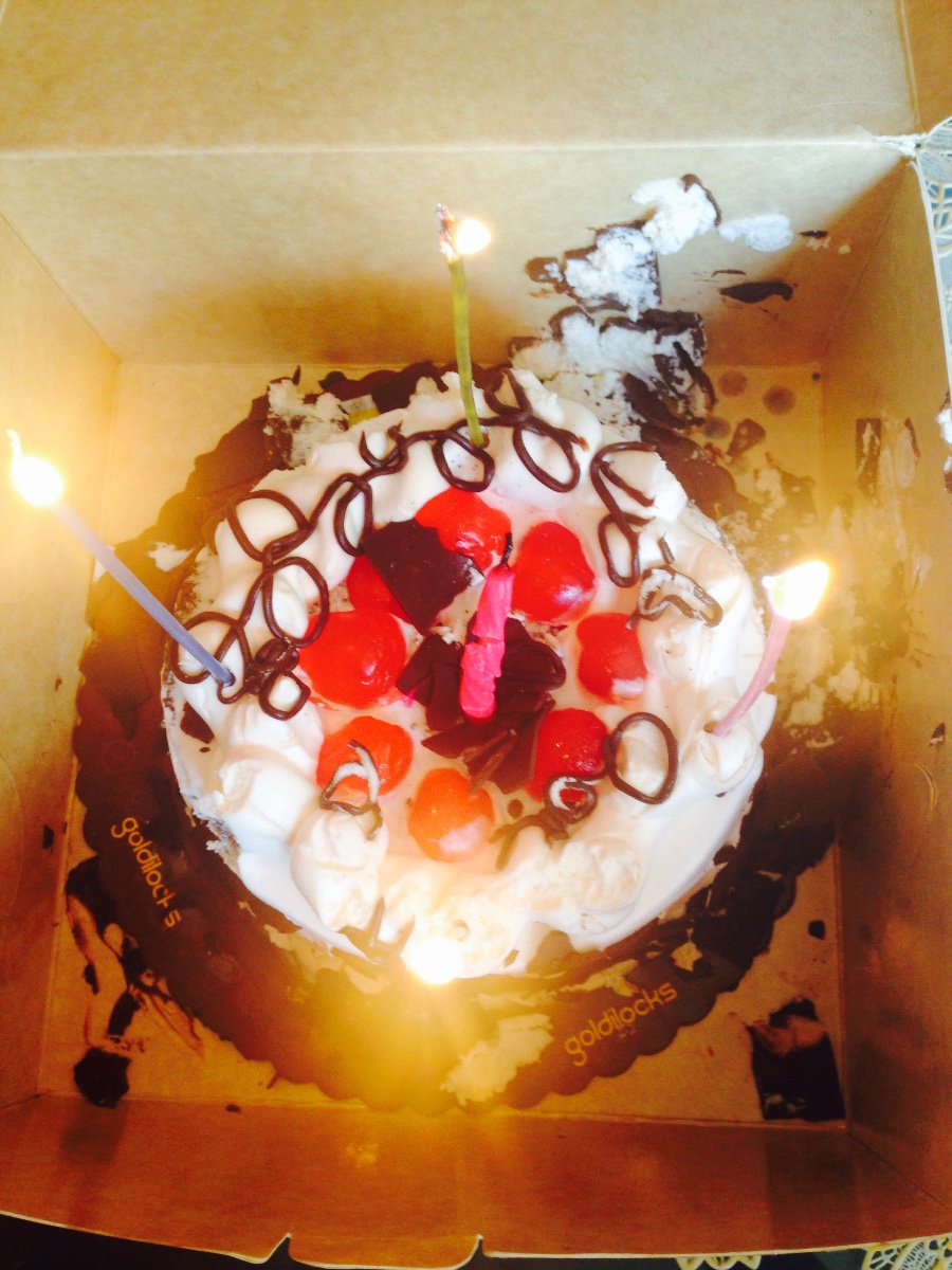 Happy birthday cake loves
