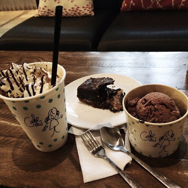 good, food, chill, place, sweets, omg, lovelove, happiness, overload