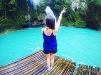 nature trip girl in blue