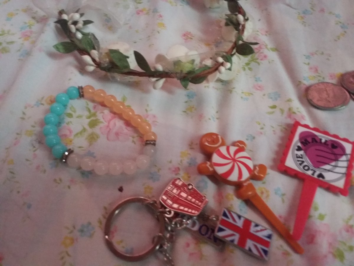 London keychain, bracelet, wallet, coins, flower crown, lovemail stick