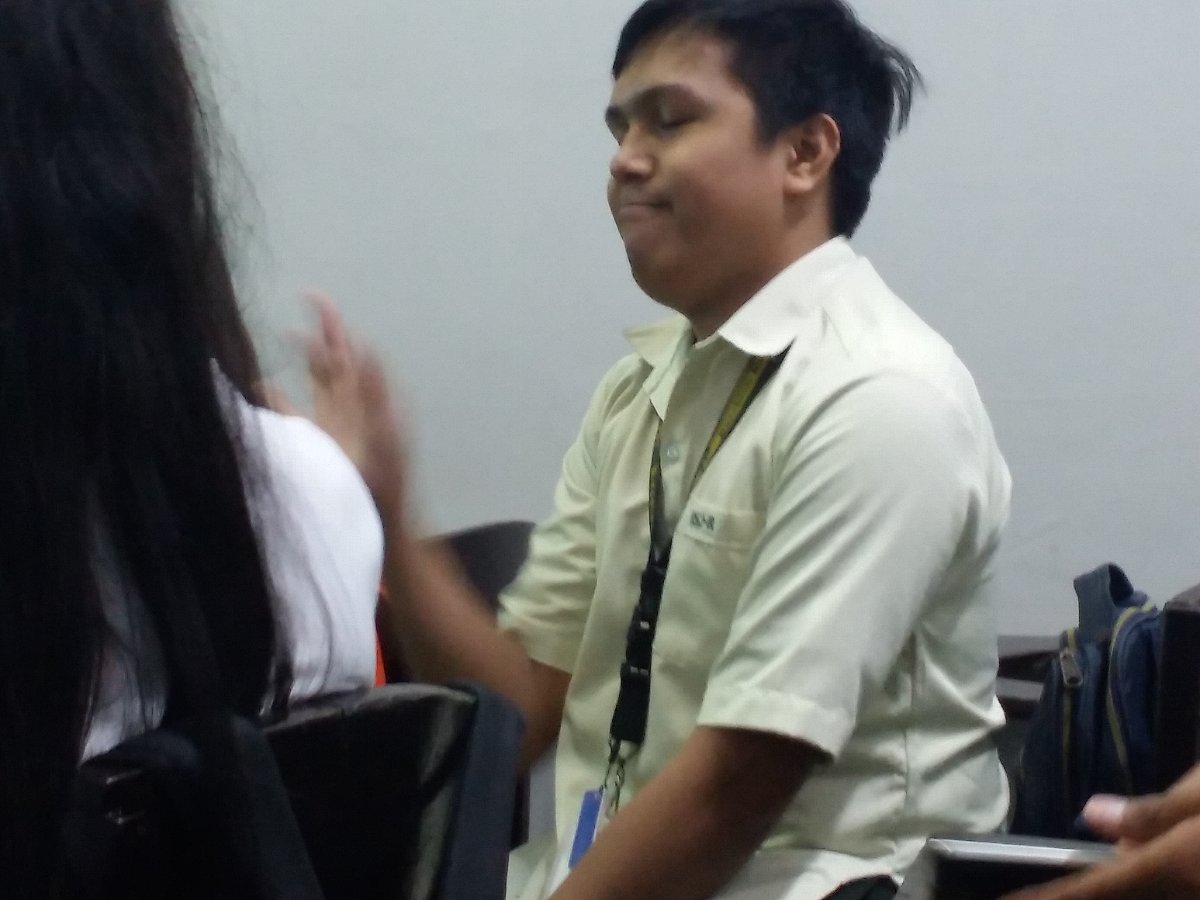 Polsci class, discussion, paul as a subject , q and a about report