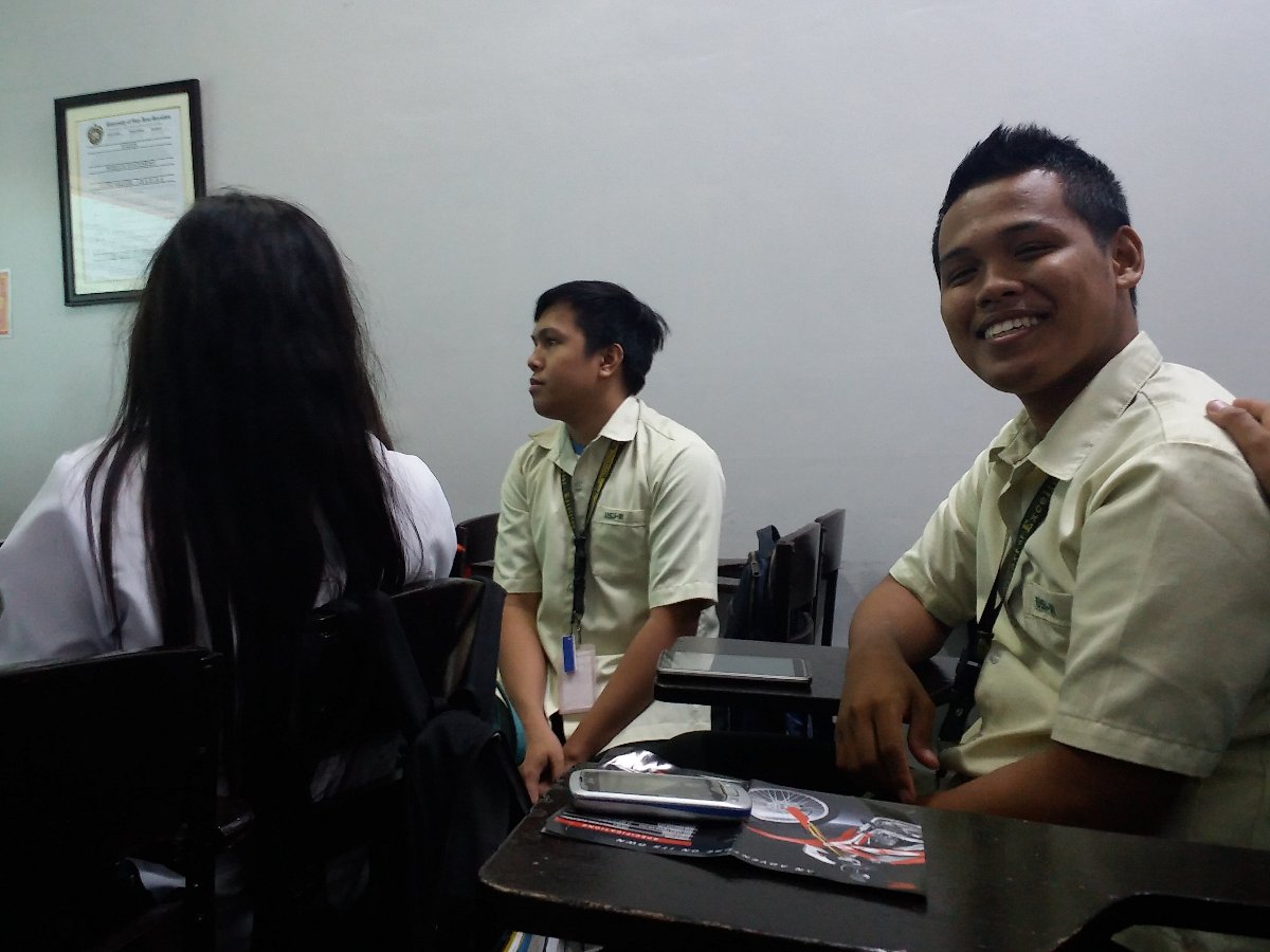 Polsci class, discussion, paul as a subject , q and a about report