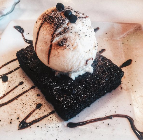 choco brownie ala mode