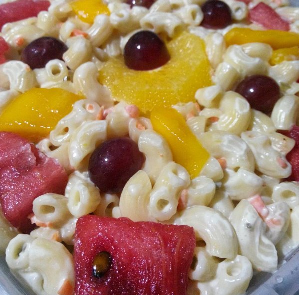 elbow macaroni salad