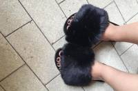 Furry slippers, black