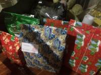 Christmas Tree, Gifts