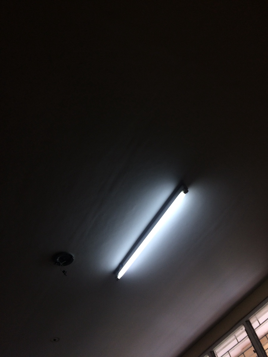 Flourescent lamp