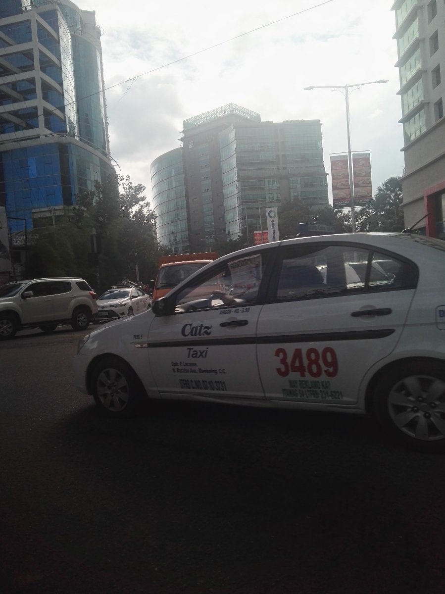 Taxi