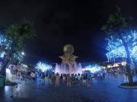#people #peopleinvietnam #enjoyingthescene #peopleatnight