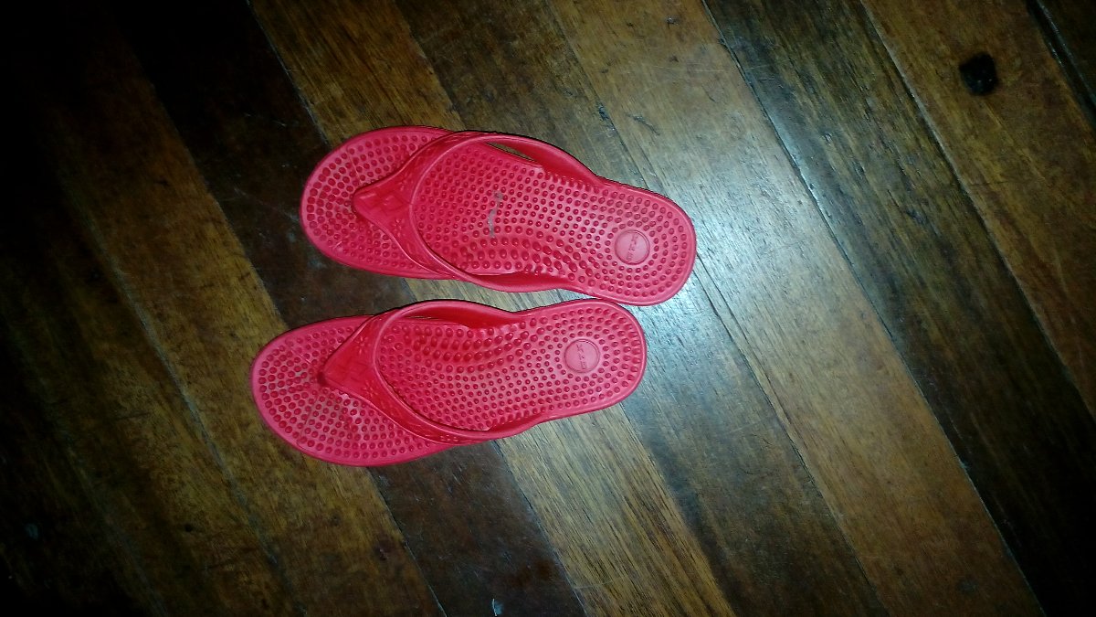 slippers