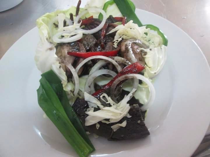 pusit covered in cabbage