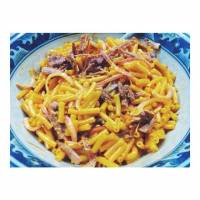5 spice pulled turkey leg, red onion mac n cheese