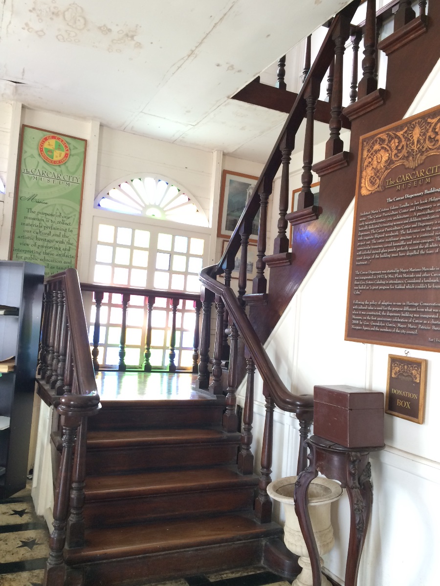 Oldie but classy stairs #historic #museum