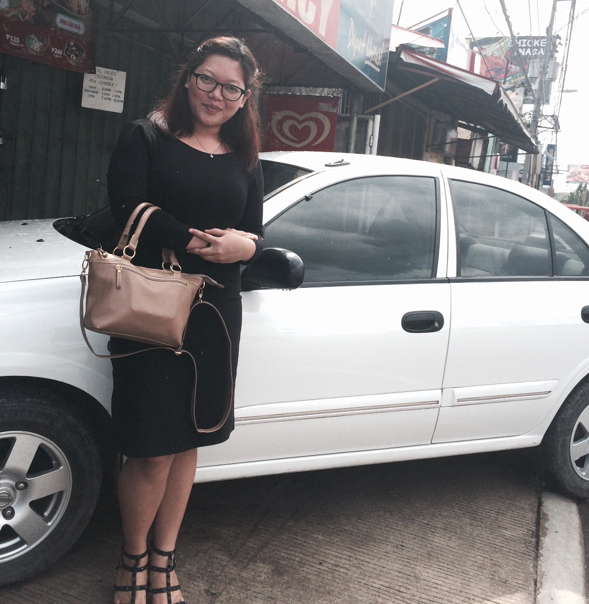 supportive bestfriend here for her #OOTD