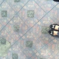 this shoes have an eyes