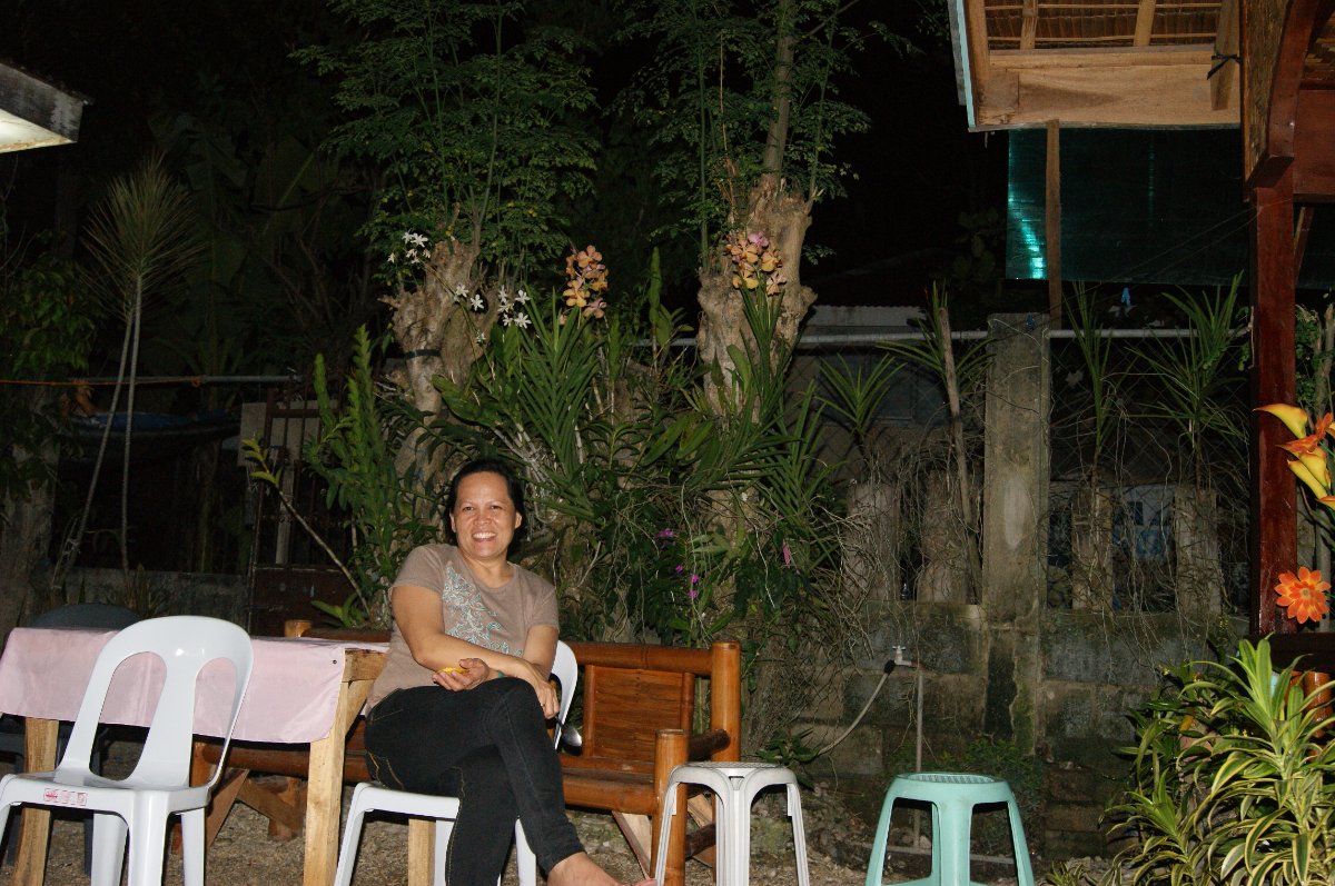 province, house, mom, smile