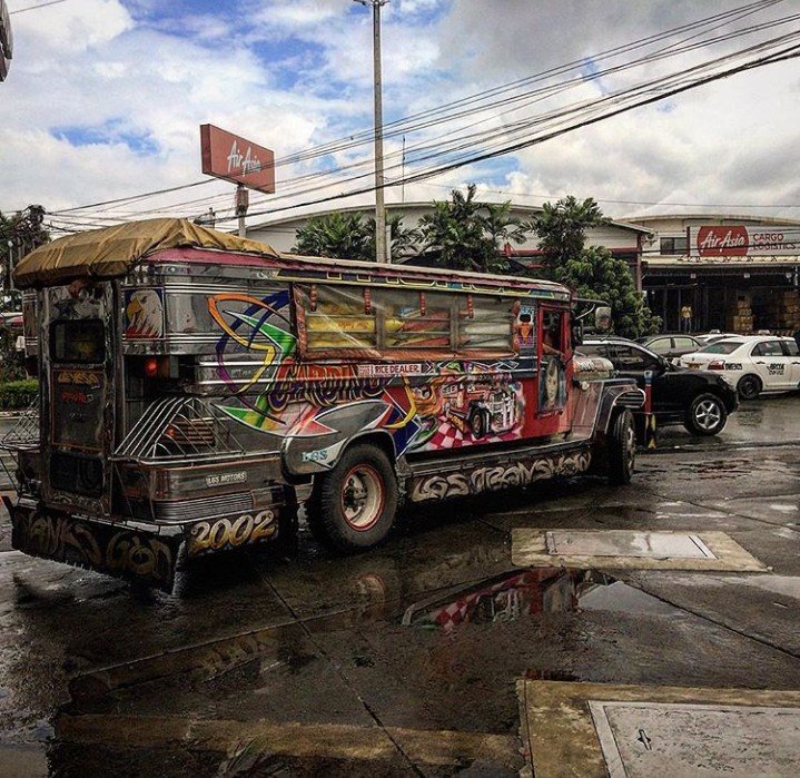 Jeepney, pitstop, city story