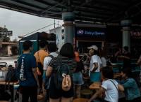 Walkandshoot, streetlife, the travellers