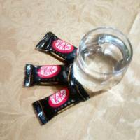 black kitkat