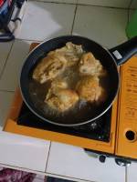 Now frying😋