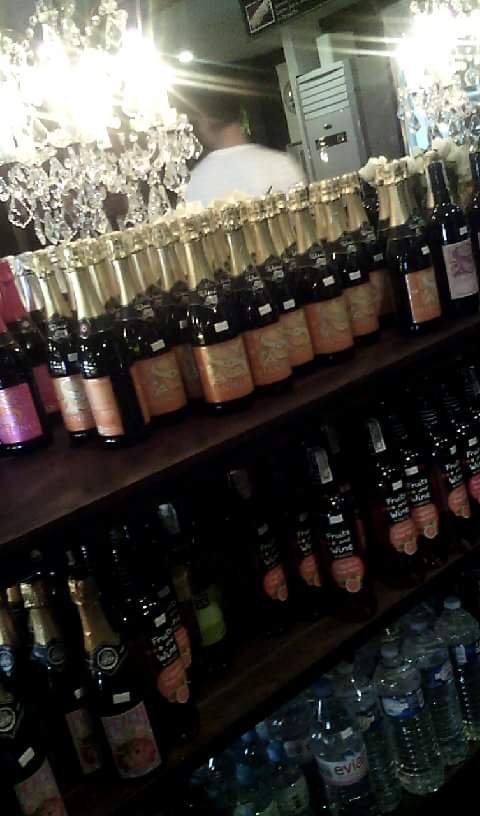 Drinks, Alcoholic Drinks, Wine