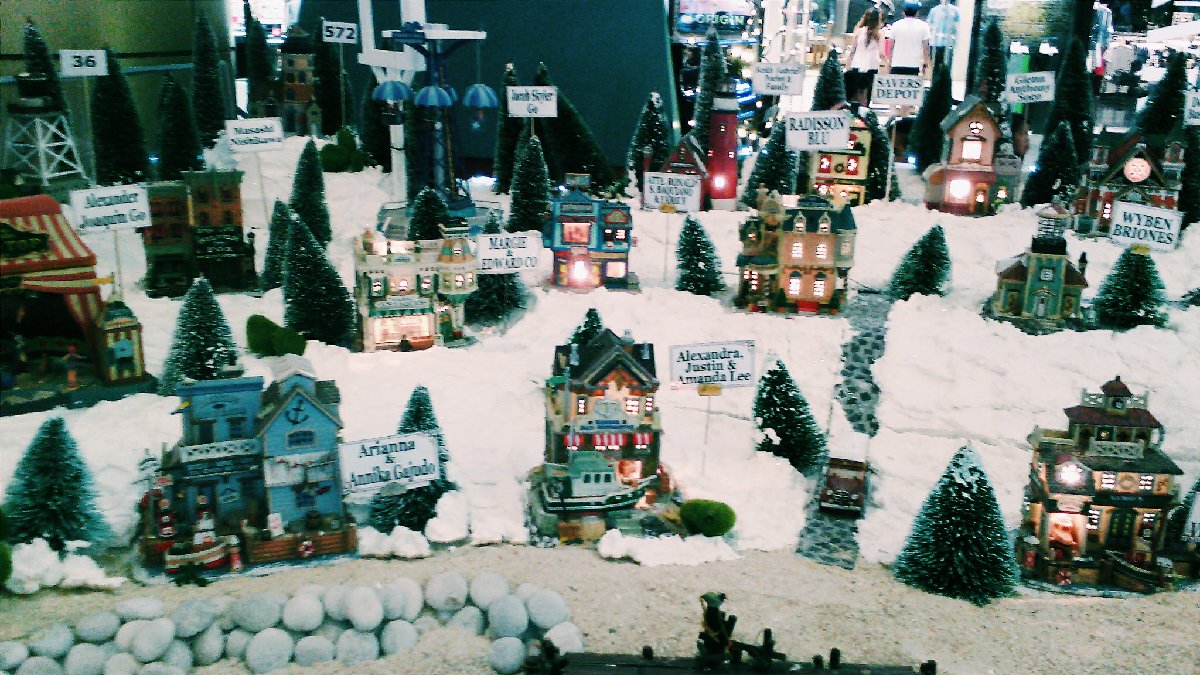 Mini Christmas Village, SM City Cebu, Northwing