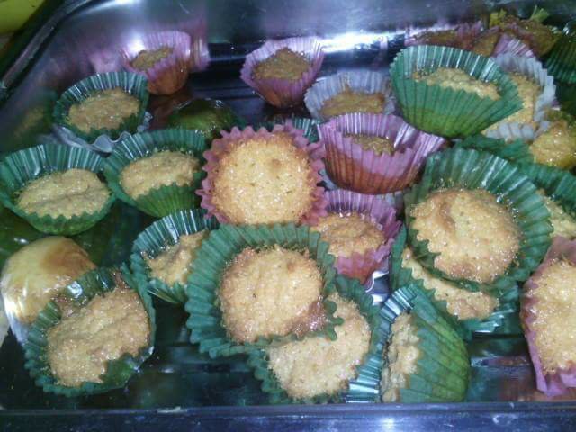 dessert macaroons