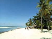 Bantayan Island, White sand beach club