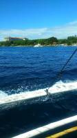 The waves of the sea help me find my direction. 