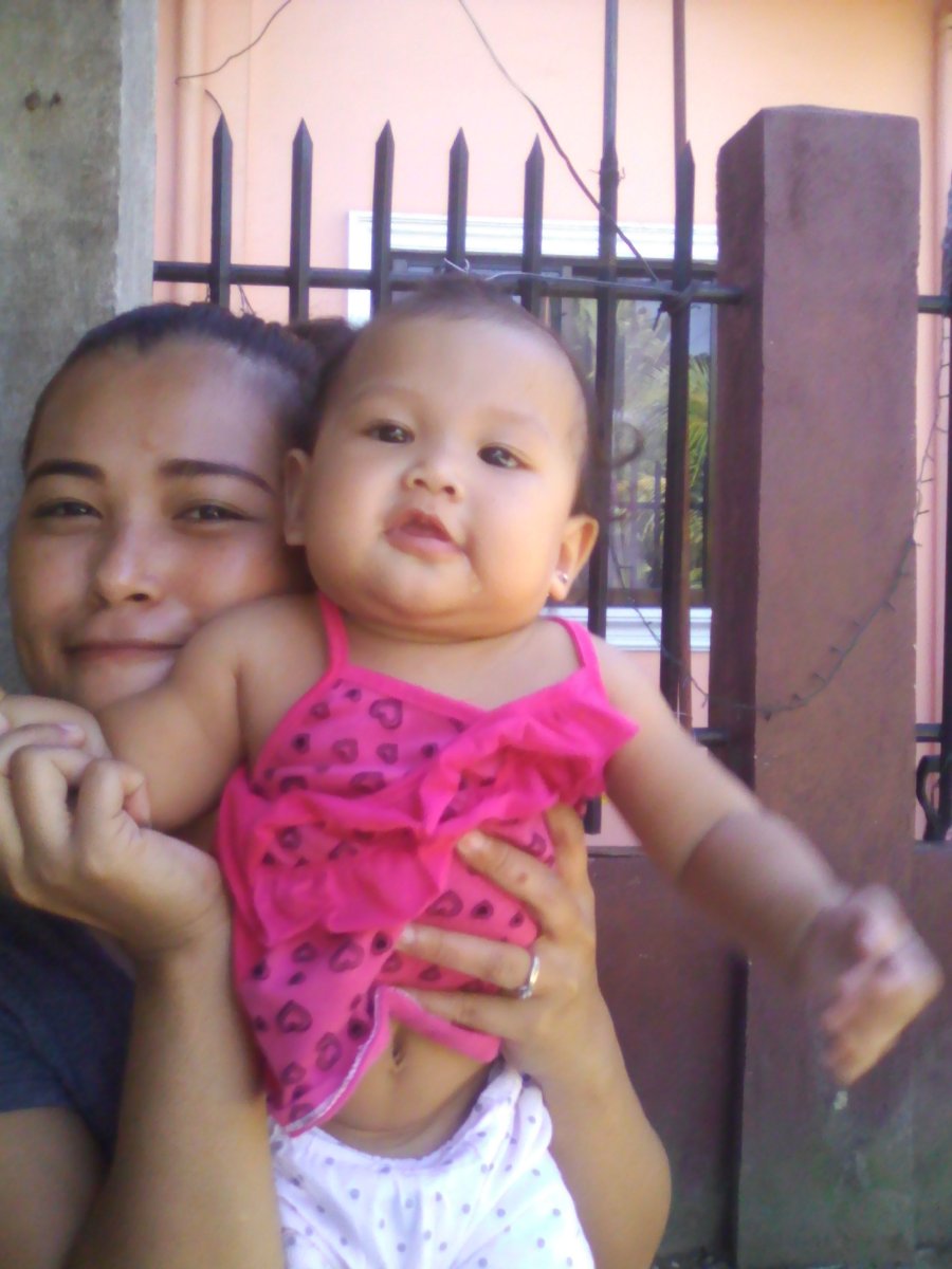 Monday, happy, daughter