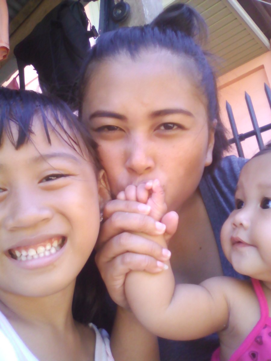 happy, hand kiss, daughter