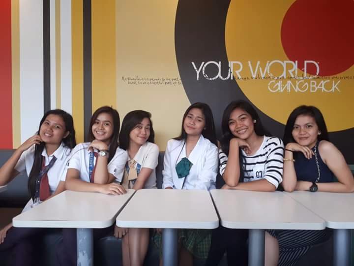 Highschool friends reunited