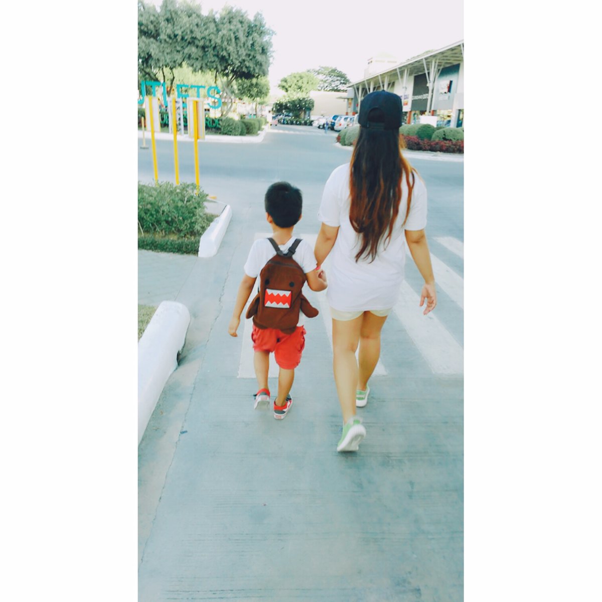 hold my hand
