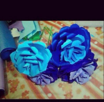 paperflowers giantroses shadesofblue
