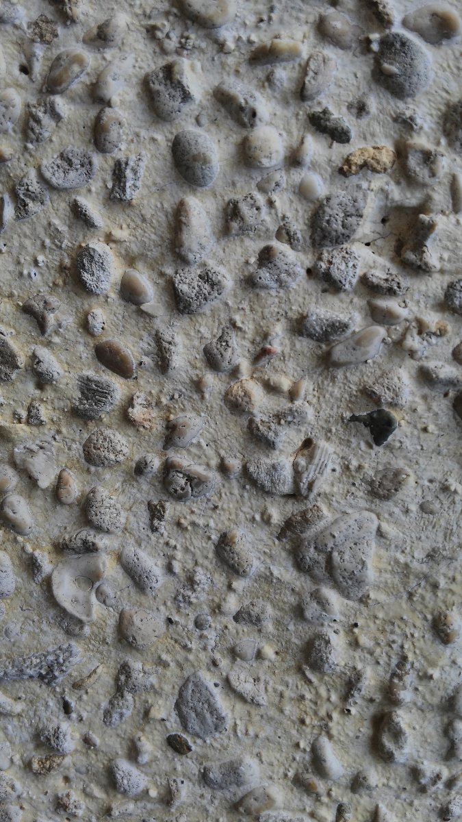 small rocks, but kinda looks like pinipig haha