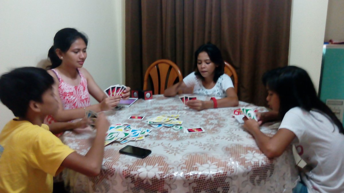 playing, uno