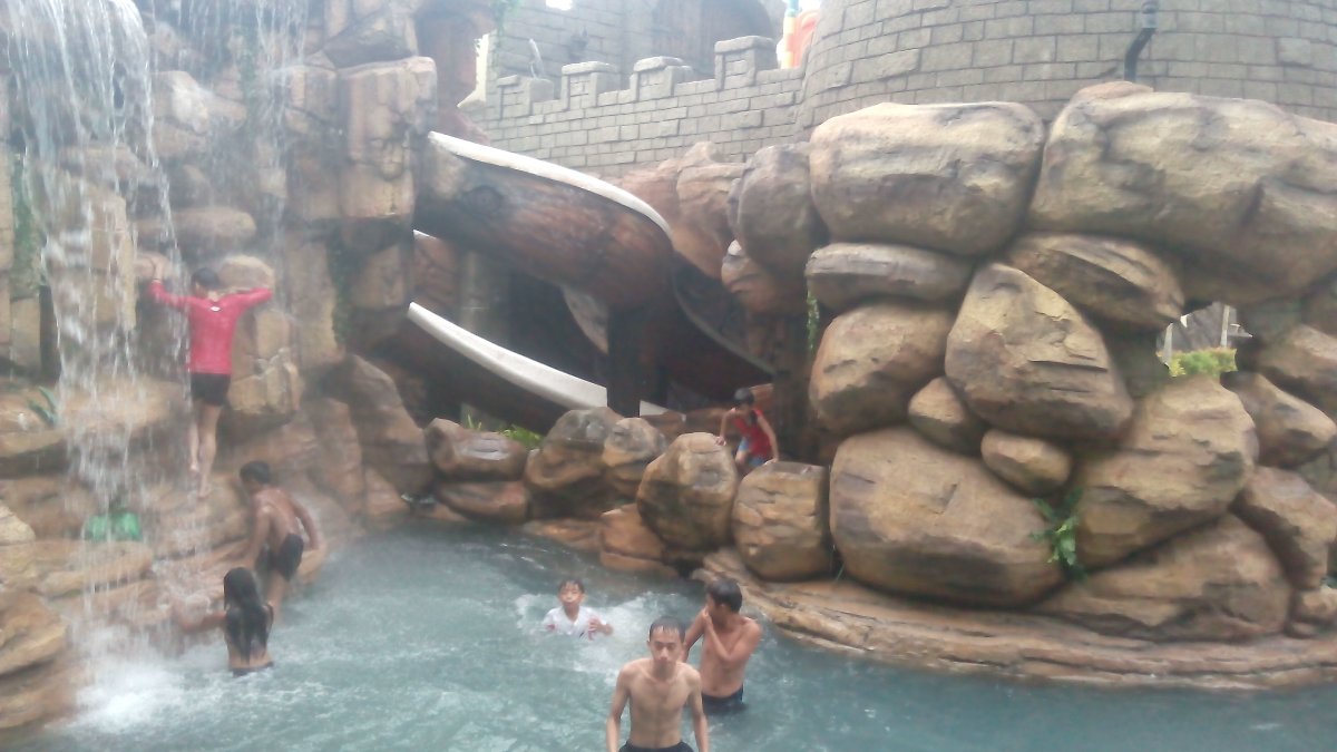 pool