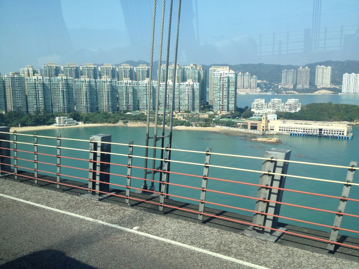 Buildings, Travel