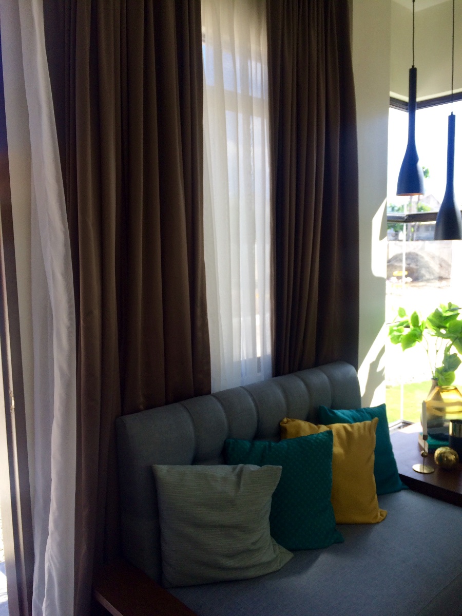 Living Room, Sofa, House