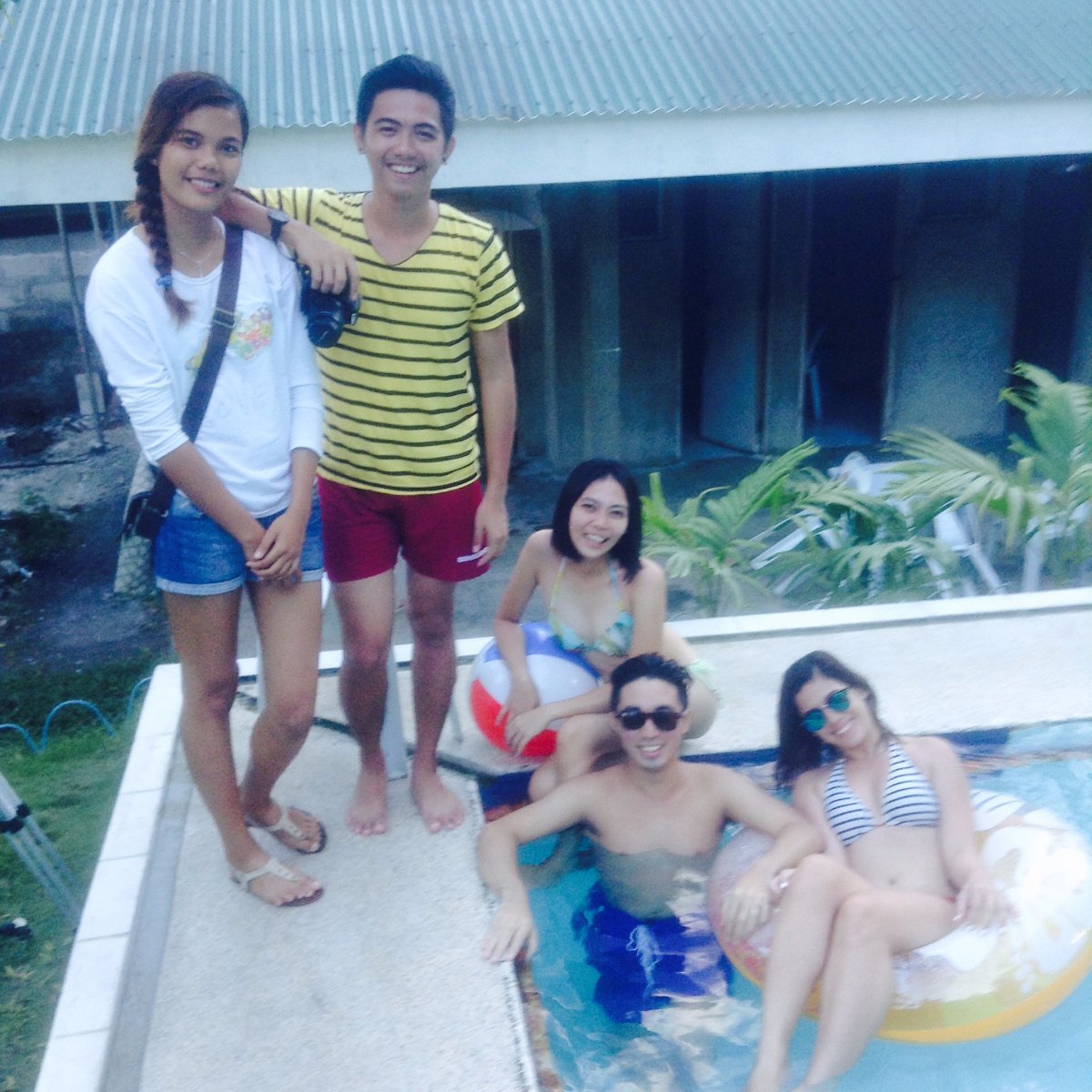 Pool, Friends, Chill