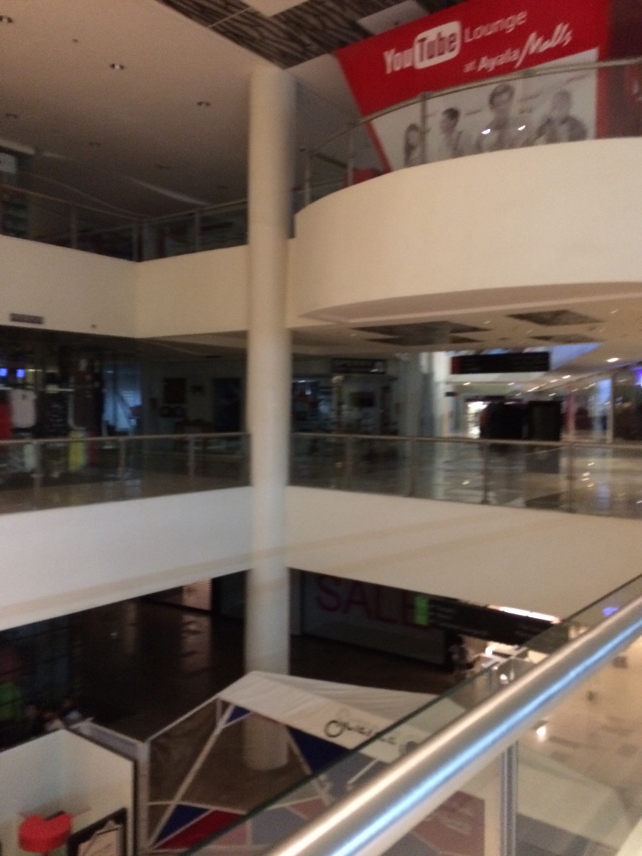 Last full show at ayala centre cebu