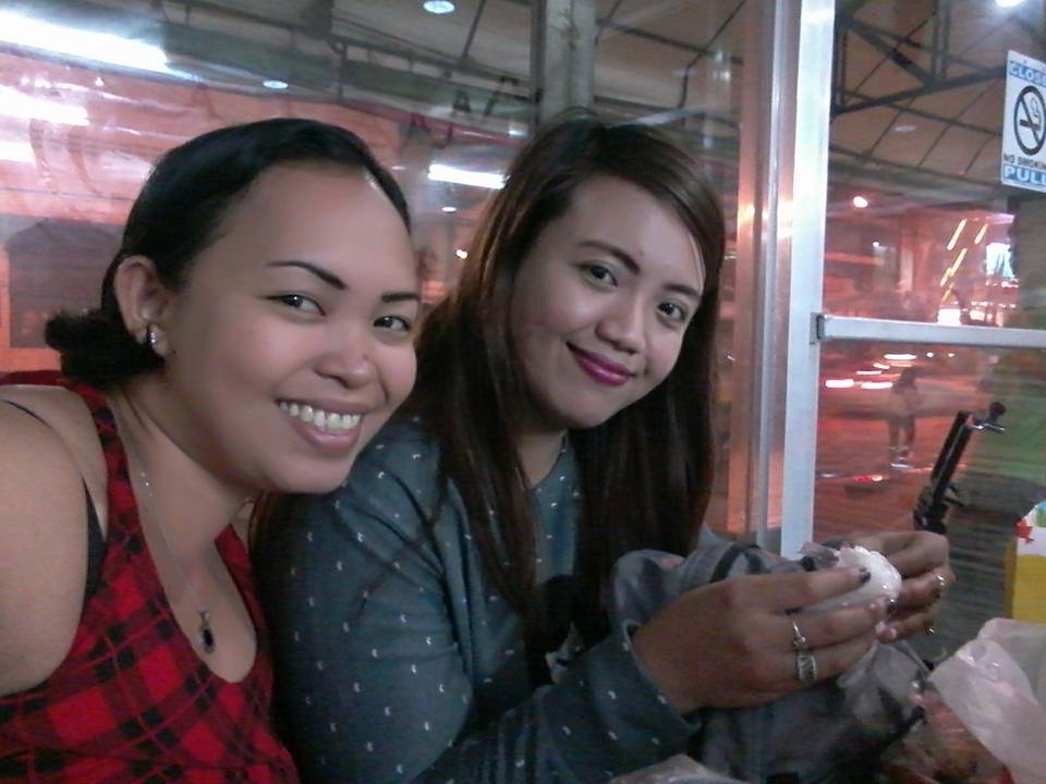 Selfie, selfie with friend