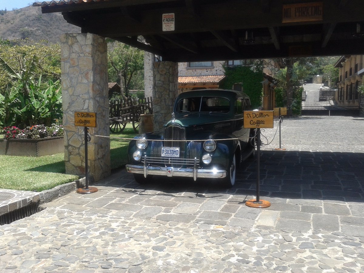 finca filadelfia car